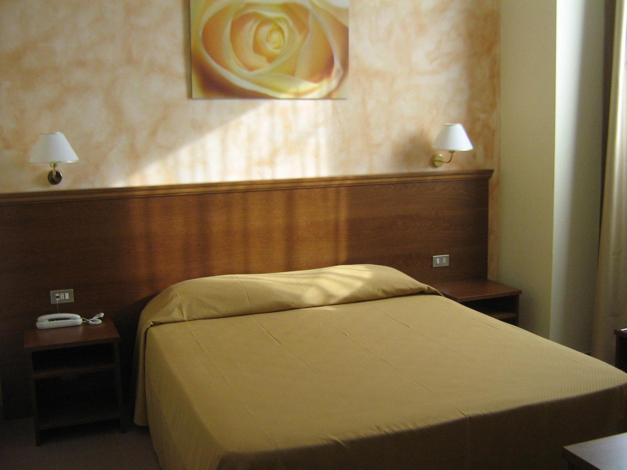 Hostiliae Ciminiera Hotel Ostiglia Екстериор снимка