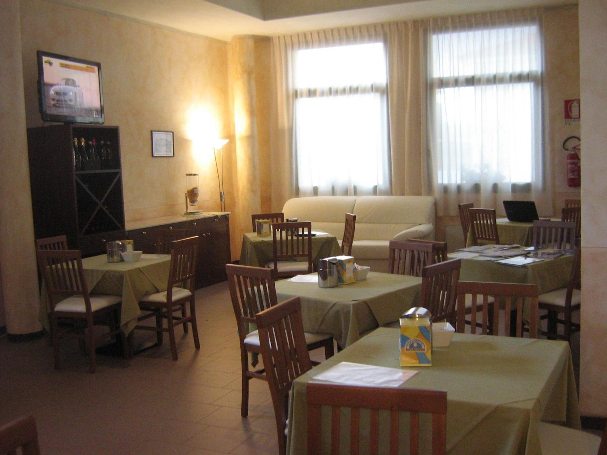 Hostiliae Ciminiera Hotel Ostiglia Екстериор снимка