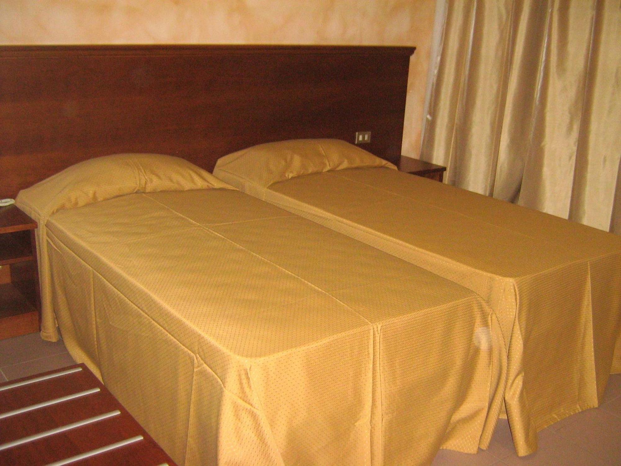 Hostiliae Ciminiera Hotel Ostiglia Екстериор снимка