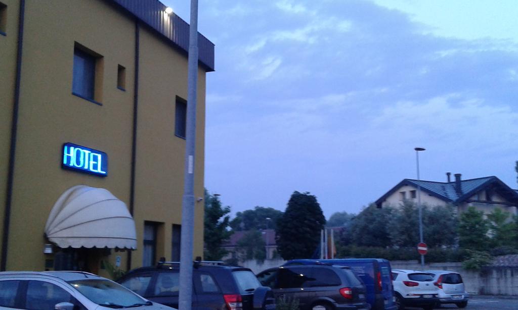Hostiliae Ciminiera Hotel Ostiglia Екстериор снимка